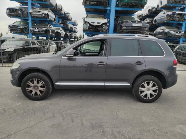 Despiece Volkswagen Touareg I (7L) 3.0 TDI (240 cv) Triptronic 2008 - Imagen 2