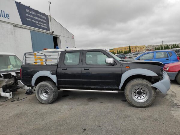 Despiece Nissan Pick UP (D22) 2.5 Di 2WD Double Cab (133 cv) 2003 - Imagen 2