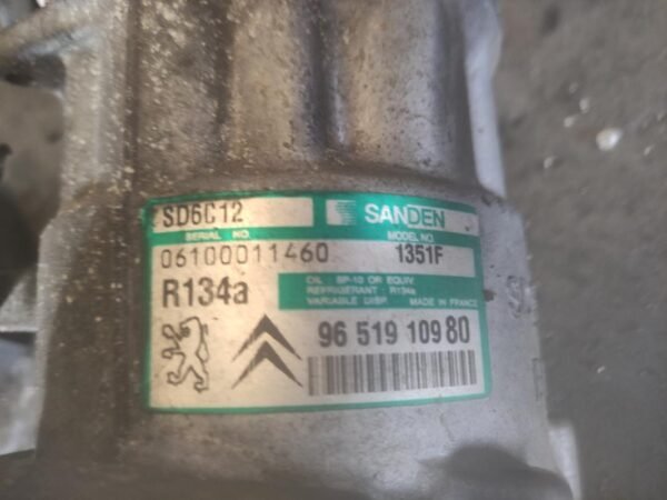 Compresor aire acondicionado Citroen C4 I Hatchback (Fase I, 2004) 1.6 HDi 16V (109 cv) FAP - Imagen 3