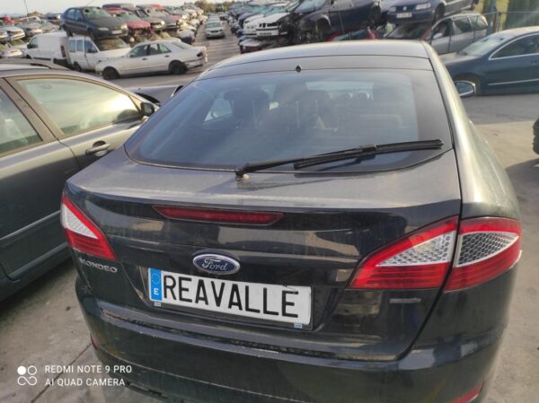 Porton trasero Ford Mondeo III Hatchback 2.0 TDCi (140 cv)