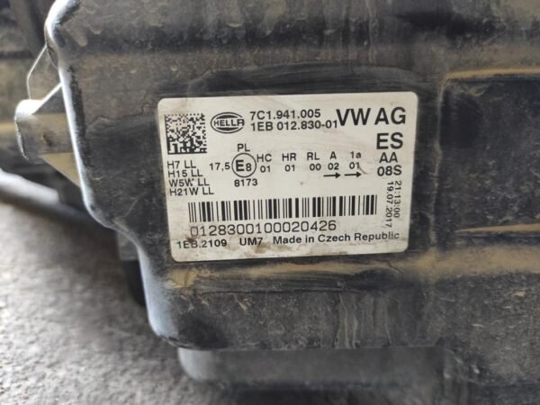 Faro izquierdo Volkswagen Crafter Furgón 2.0 TDI (102 cv) - Imagen 3