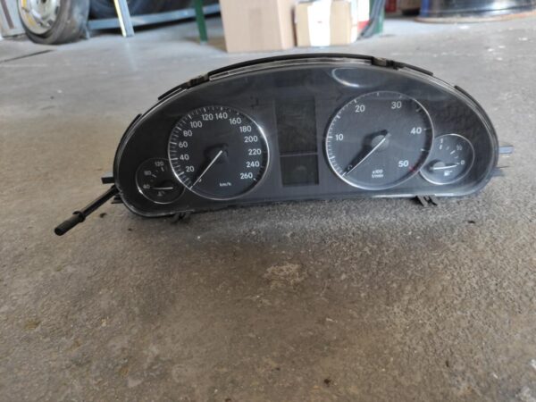 Cuadro de instrumentos Mercedes Benz Clase C (W203) C 220 CDI (203.008) (150 cv)