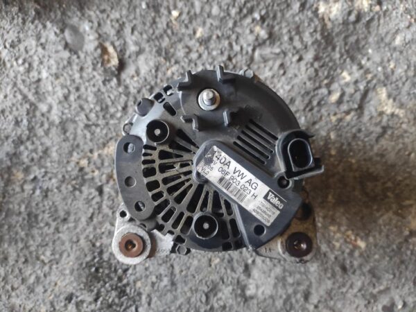 Alternador Audi A4 (B7 8E) 2.0 TDI (140 cv) - Imagen 3