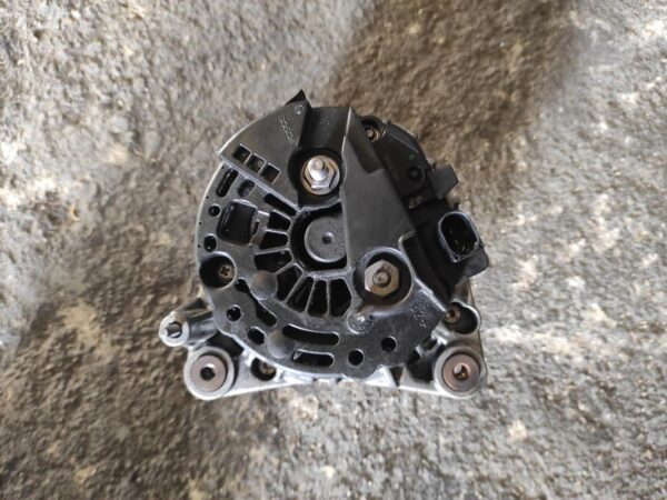 Alternador Volkswagen Passat (B5) 1.9 TDI (130 cv) - Imagen 3