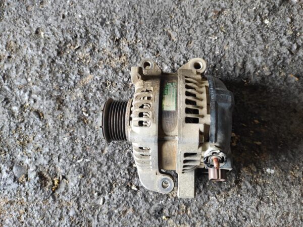 Alternador Toyota Avensis III 2.2 D-4D (150 cv) - Imagen 2