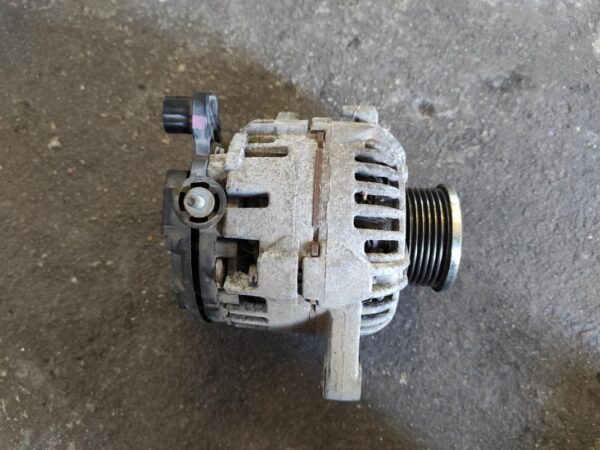 Alternador Toyota Yaris II 1.4 D-4D (90 cv)