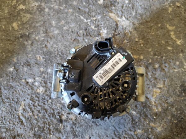 Alternador Mercedes Benz ML (W164) ML 320 CDI (224 cv) - Imagen 3