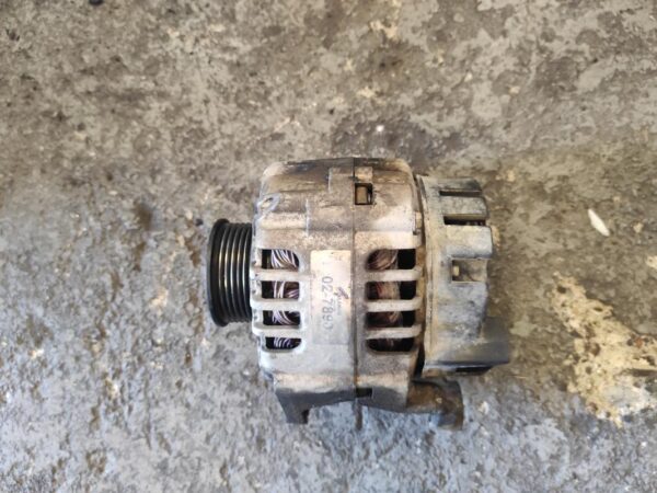 Alternador Audi A4 Avant (B6 8E) 2.5 TDI V6 (180 cv) quattro