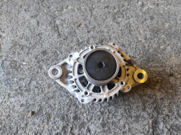 Alternador Opel Insignia Sedan 2.0 CDTI (131 cv) DPF - Imagen 2