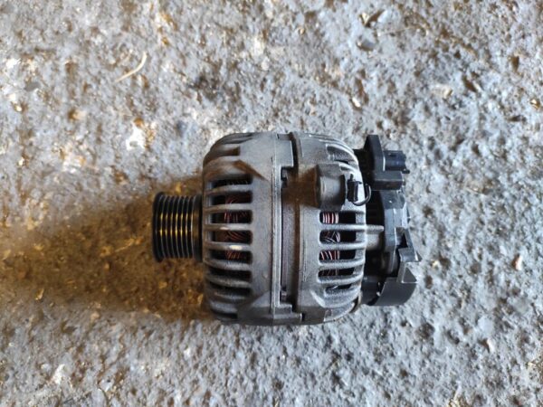 Alternador Opel Movano Combi (J9) 2.5 CDTI (146 cv)