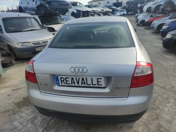 Despiece Audi A4 (B6 8E) 1.9 TDI (130 cv) 2004 - Imagen 4