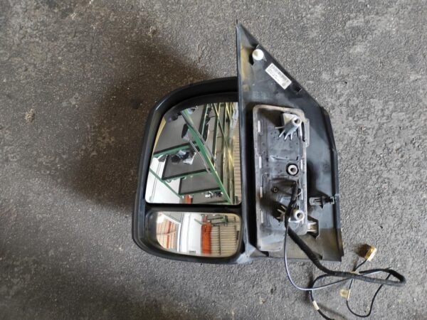 Retrovisor izquierdo Volkswagen Crafter Furgón 2.0 TDI (102 cv) - Imagen 2