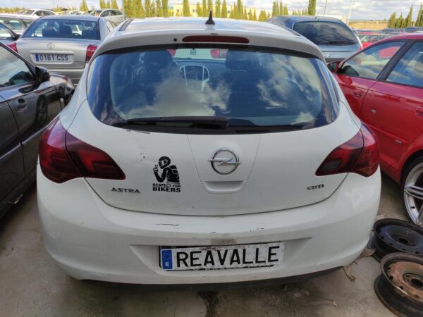 Despiece Opel Astra J 1.7 CDTI (125 cv) 2011 - Imagen 4