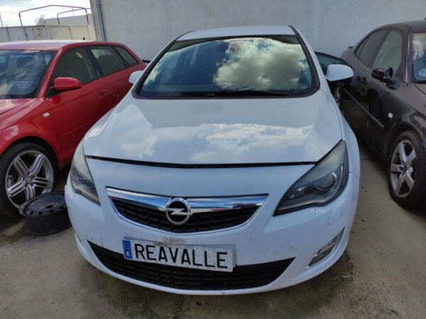 Despiece Opel Astra J 1.7 CDTI (125 cv) 2011