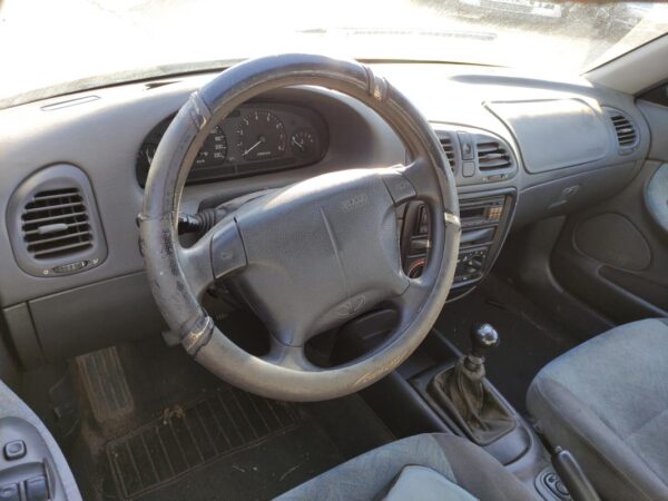 Despiece Daewoo Nubira (KLAJ) 1.6 i 16V (106 cv) 1997 - Imagen 5