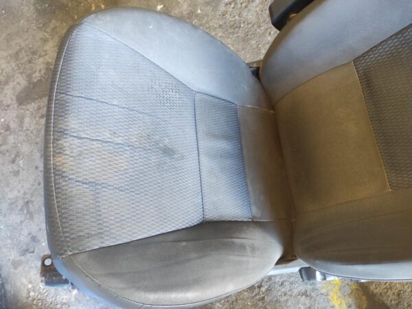 Asiento delantero izquierdo Citroen Jumper Furgón 2.2 HDi (130 cv) - Imagen 9