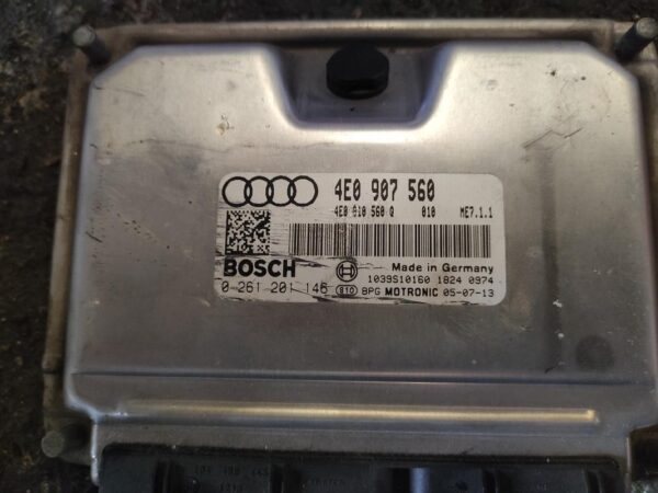 Centralita motor uce Audi A8 (D3, 4E) 4.2i V8 40V (335 cv) quattro Tiptronic - Imagen 2