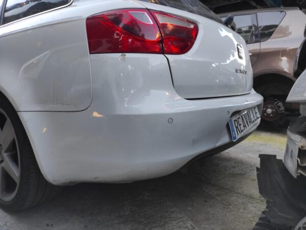 Paragolpe trasero Seat Exeo ST 2.0 TDI (143 cv)