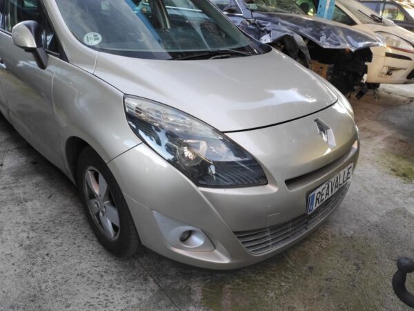 Morro completo Renault Grand Scenic III 1.9dCi (130cv) - Imagen 2