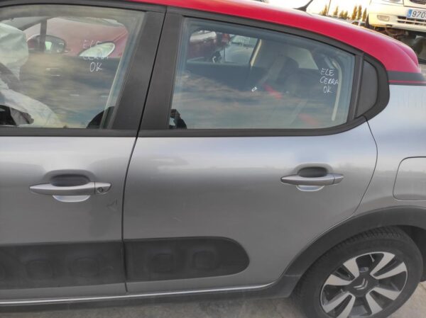 Puerta trasera izquierda Citroen C3 III 1.2 PureTech (82 cv)