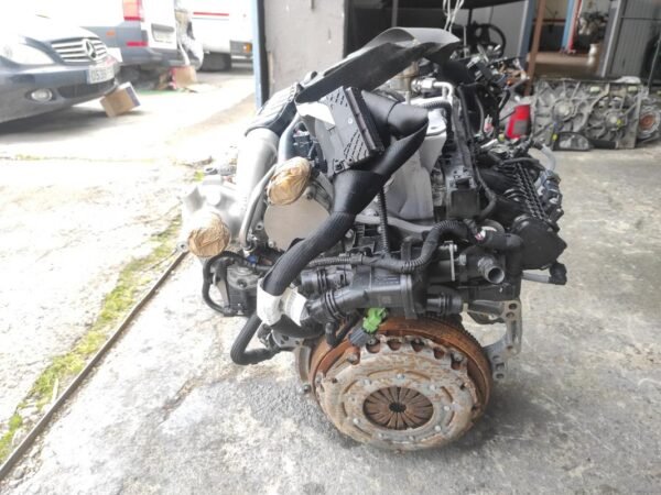 Motor Peugeot 2008 II (UD_, US_, UY_, UK_) 1.2 PureTech 100 (101 cv) - Imagen 4