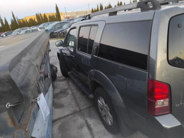 Despiece Nissan Pathfinder III 2.5 DTi 4WD (174 cv) 2005 - Imagen 3