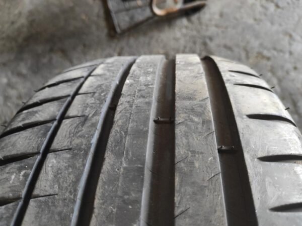 Juego de Neumáticos Michelin 225/45R17. - Imagen 4