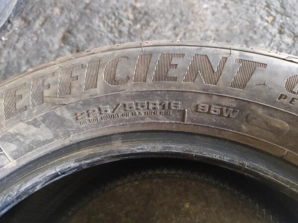 Juego de Neumáticos Goodyear 225/55R16, año 2024. - Imagen 2