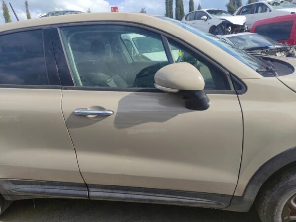 Puerta delantera derecha Fiat 500X 1.6 (110cv)