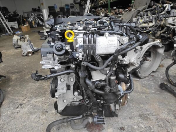 Motor Seat Leon III 1.6 TDI (105 cv) start/stop - Imagen 2