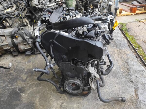 Motor Seat Leon III 1.6 TDI (105 cv) start/stop - Imagen 4